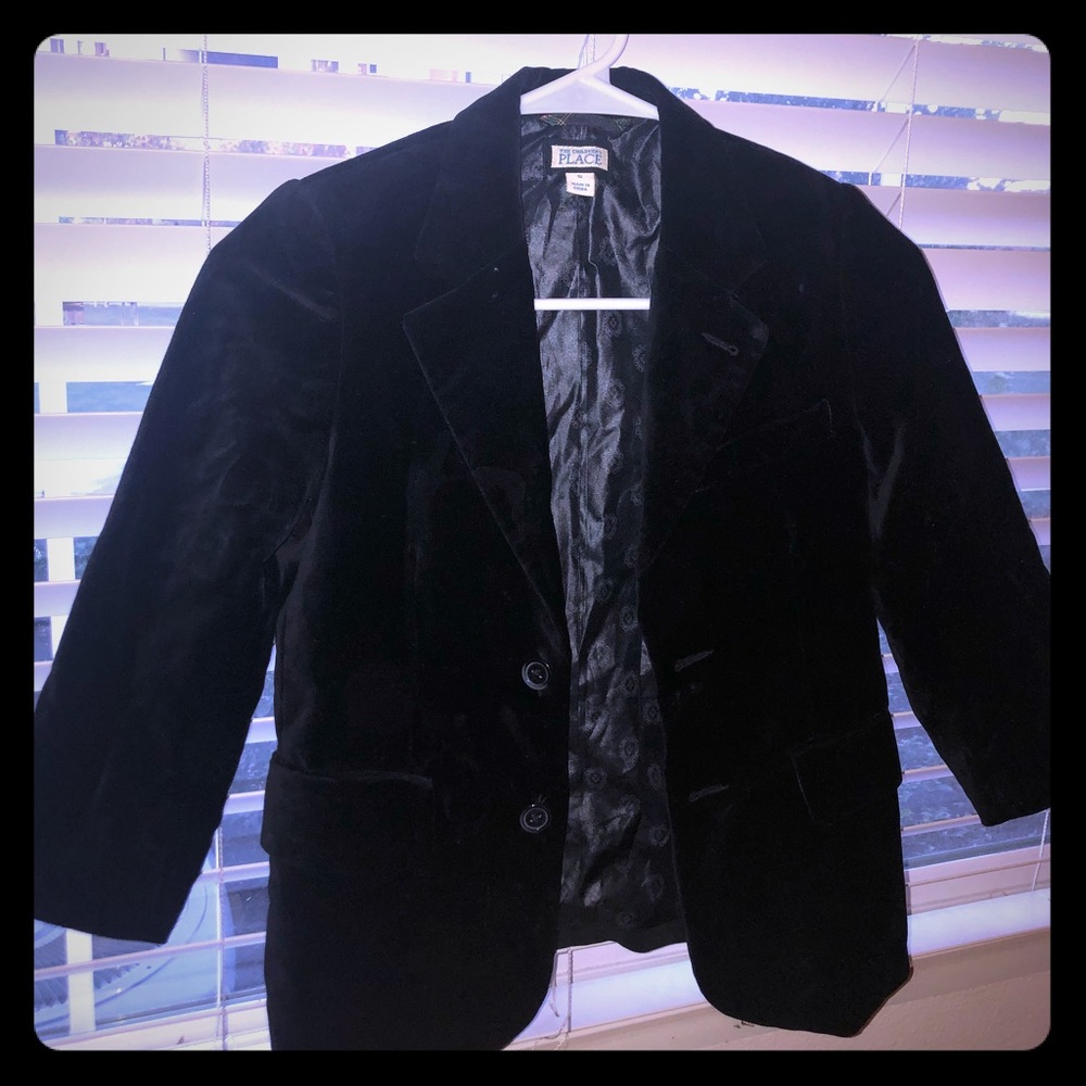 Boys size 5 black velvet suit jacket /blazer